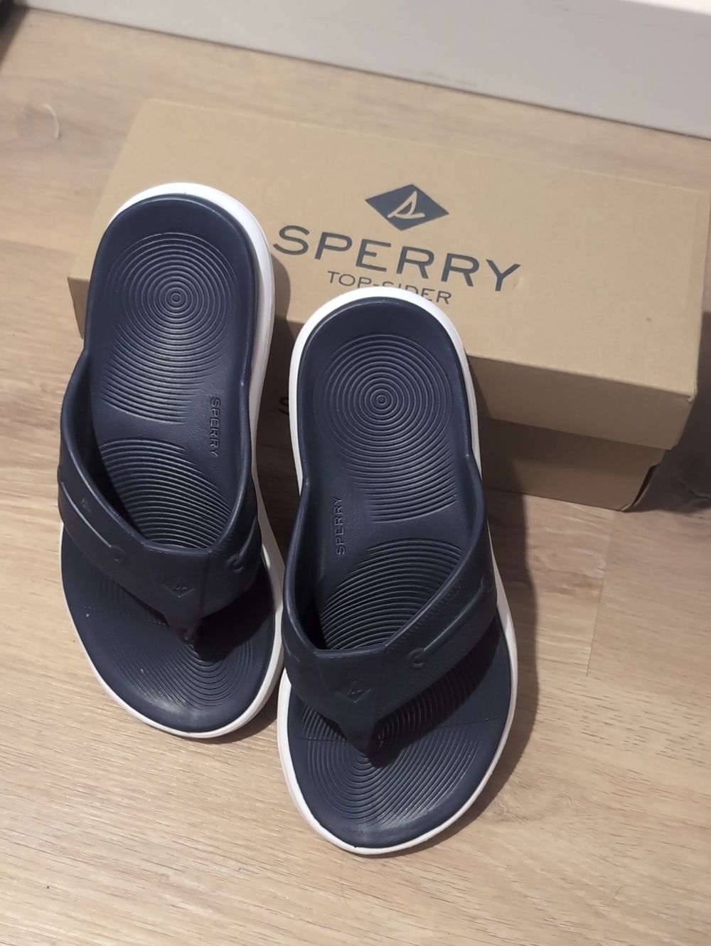 Sperry Navy and White Women's Flip Flop Sandals